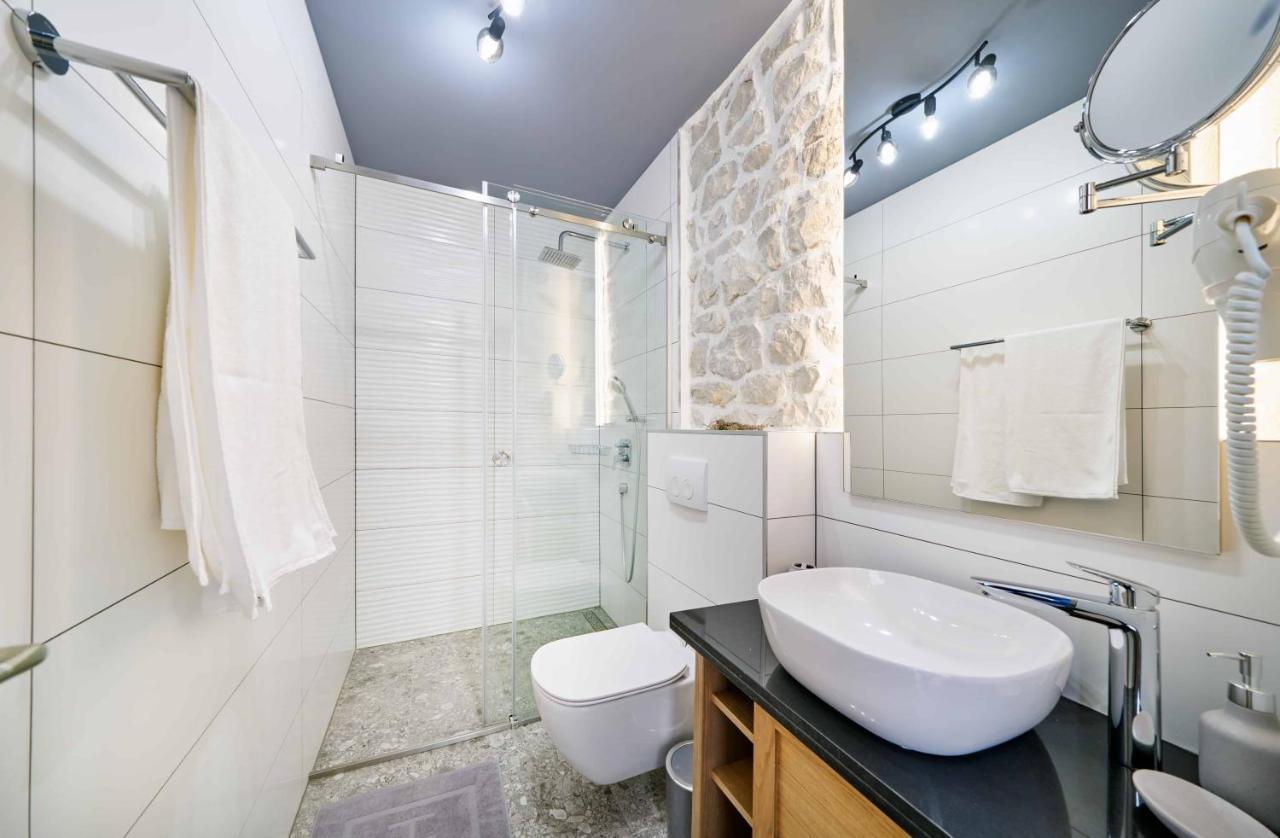 Luxury Residence Mladenka Jesenice  Kültér fotó